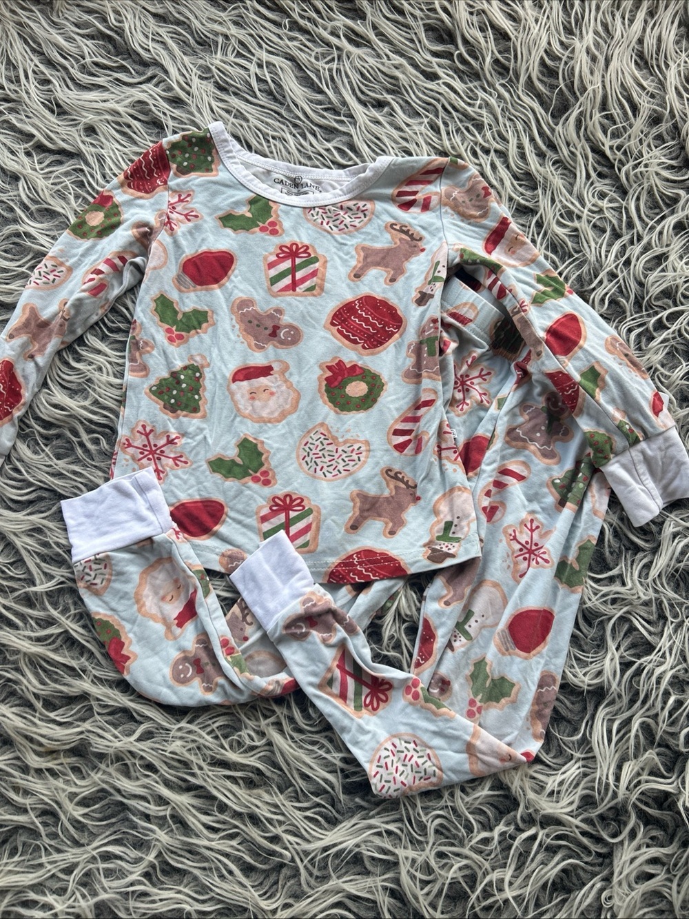 Caden Lane Christmas Long Sleeve Pajama Set Size 2T Bamboo Santa Cookies.